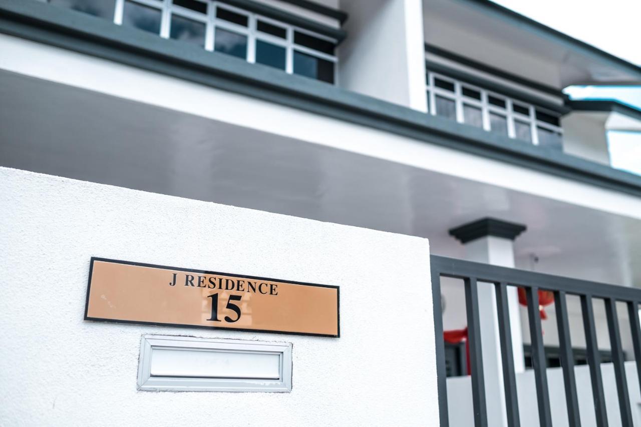 J Residence Бантінґ Екстер'єр фото